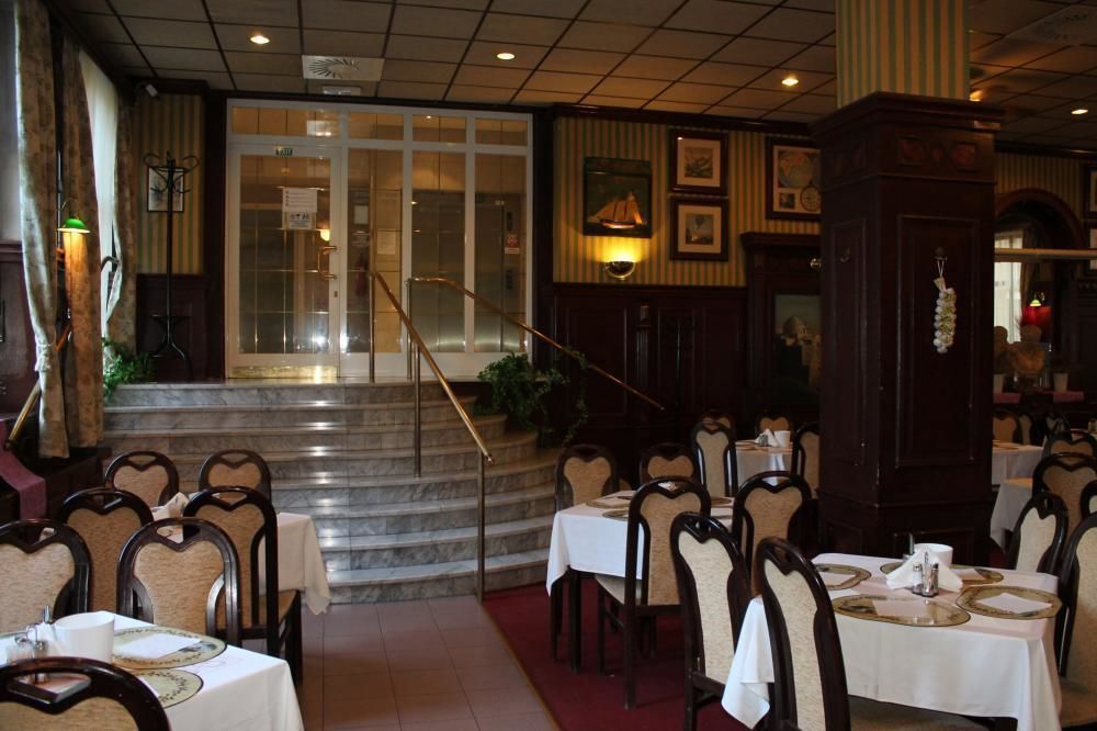 Hotel Mars Прага Екстер'єр фото