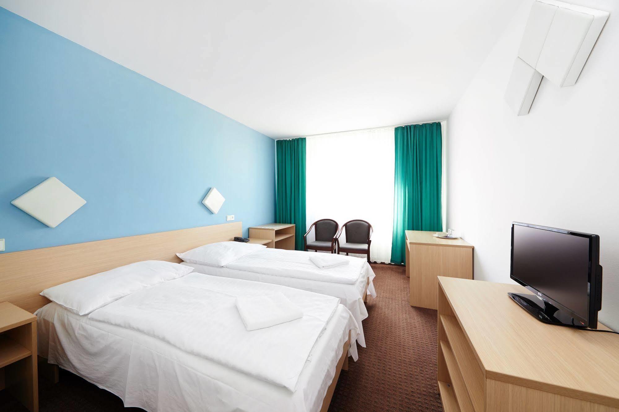 Hotel Mars Прага Екстер'єр фото
